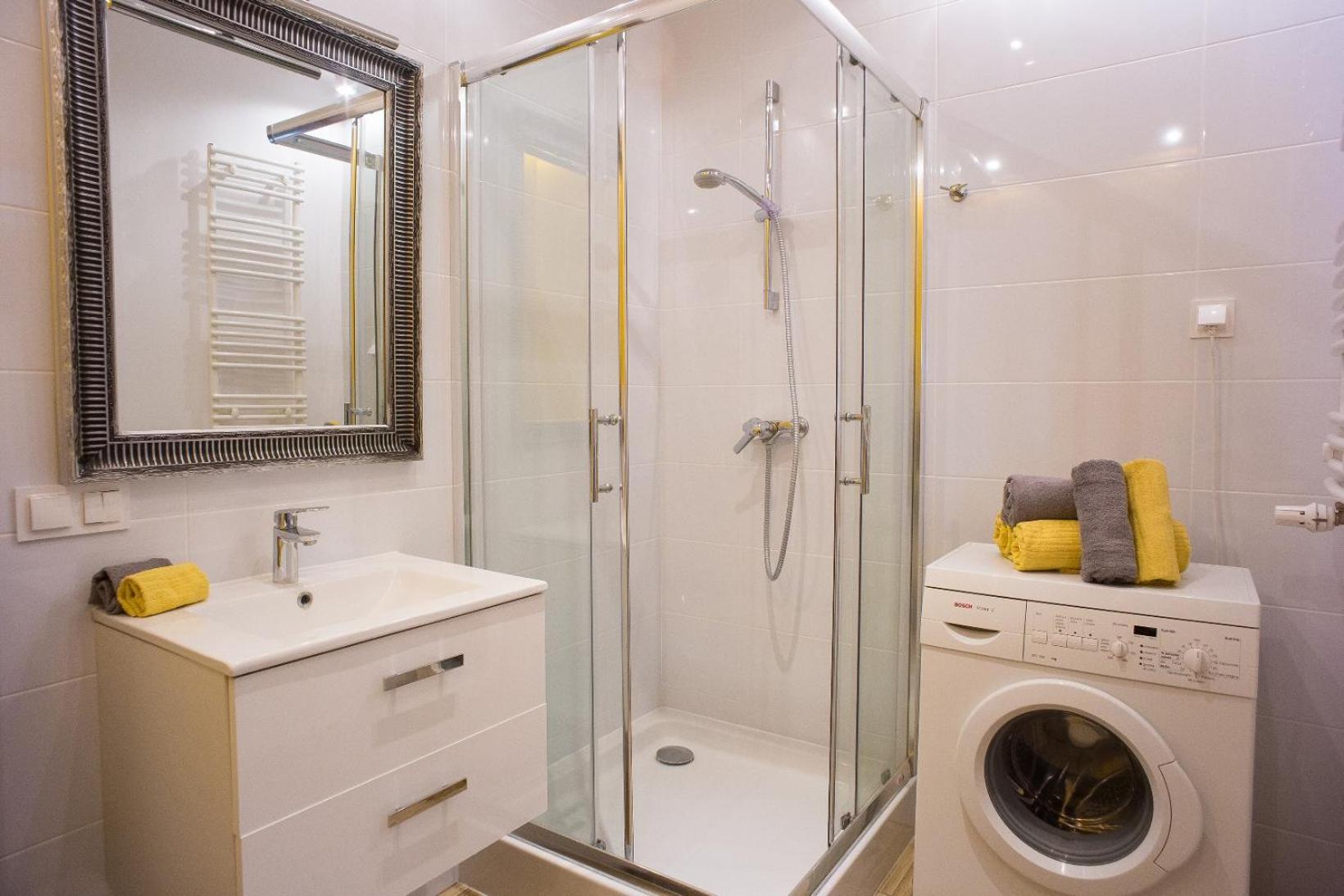 Atrium Apartment Z Garazem Torun Exterior photo