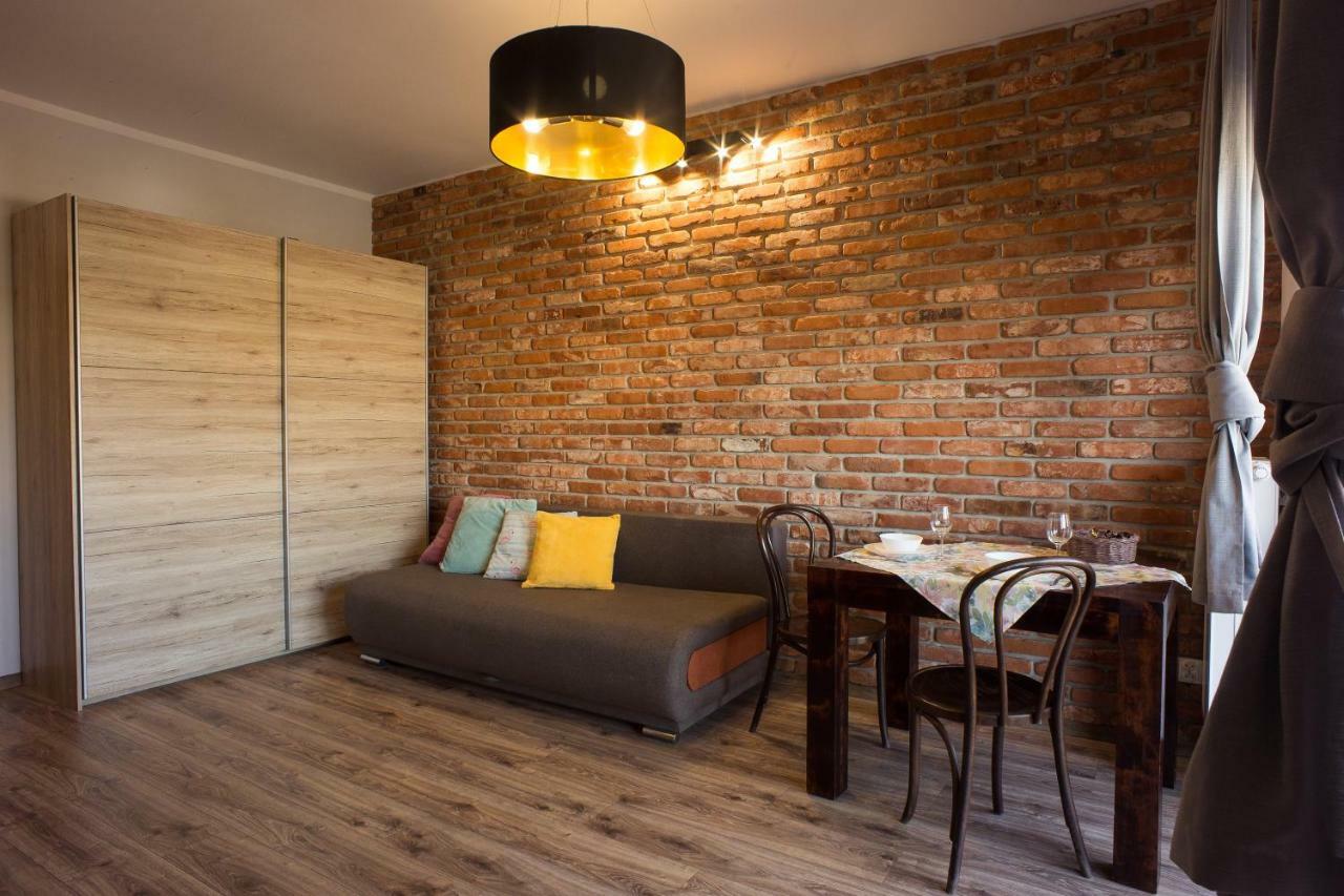 Atrium Apartment Z Garazem Torun Exterior photo